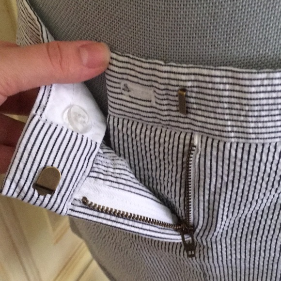 J crew blue and white striped seersucker skirt - Picture 5 of 8